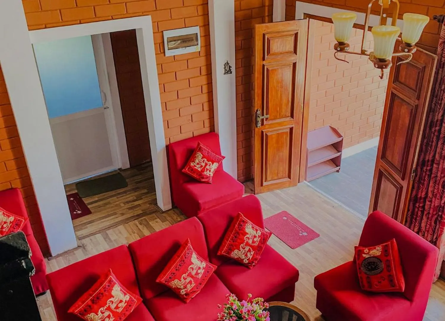 Pearl Shine Bungalow Kandy Sri Lanka