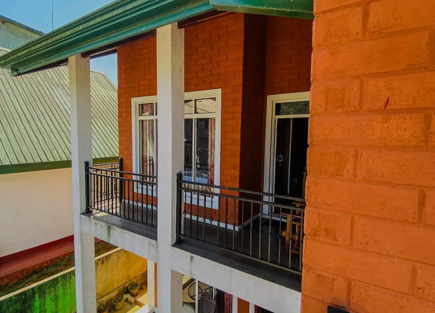 Pearl Shine Bungalow Kandy Bed & Breakfast